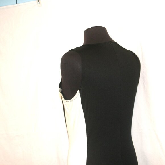 Long Stretch Gown with train - Picture 6 of 6